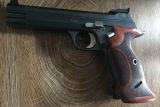 SIG-SAUER P210 LEGEND 01